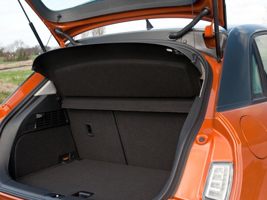 Багажник Audi A1 Sportback TDI (8X) 2012 года  (UK) (фото 4 из 13)